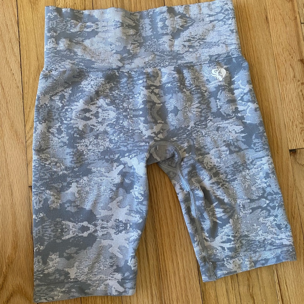 Womens best camo seamless cycling shorts gray